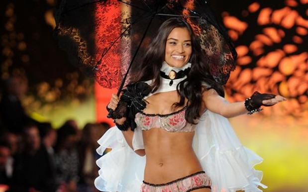 Shanina Shaik’s Guide To Looking Great In Jeans & Becoming A Victoria’s Secret Angel
