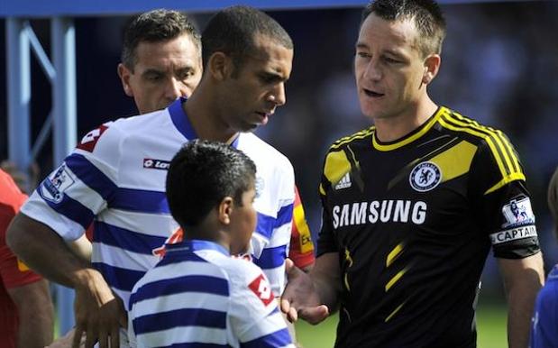 Ferdinand snubs Terry in pre-match shake