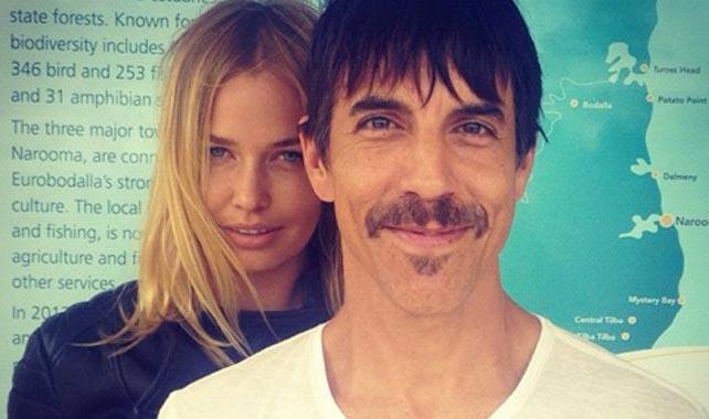 Lara Bingle Was Hanging With Chili Peppers’ Anthony Kiedis