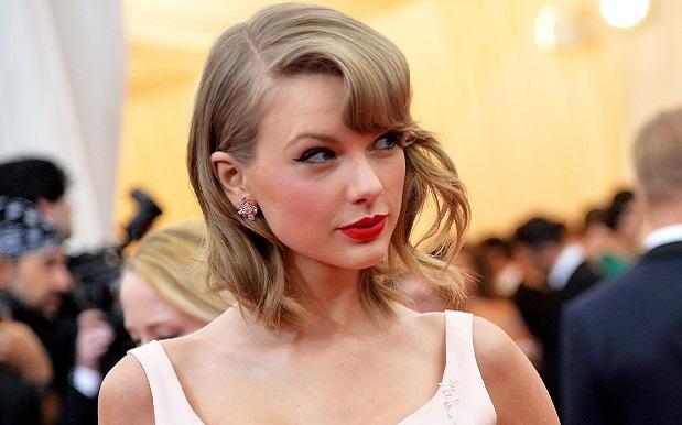 Taylor Swift’s High School Photo is Way Worse Than Yours