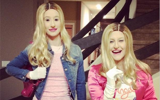 Iggy Azalea Taunts Snoop by Dressing as Actual White Chick