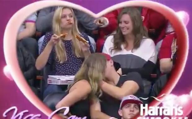 Internet, Meet Your New Hero: The Kiss Cam Pizza Girl
