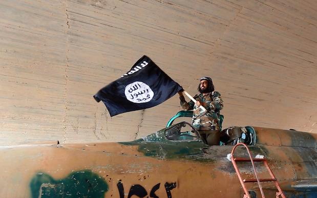ISIS Fighters Have Been Chucking Sickies To Avoid Combat, Bingewatch ‘Lost’