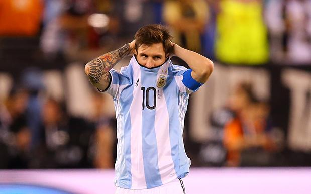 Lionel Messi Shanks A Penalty, Internet Responds With Bulk Crying Jordans
