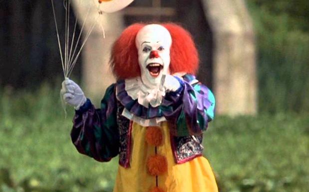 Take Ya First Spooky-Ass Peek At The Fukt Clown In The New ‘It’ Movie