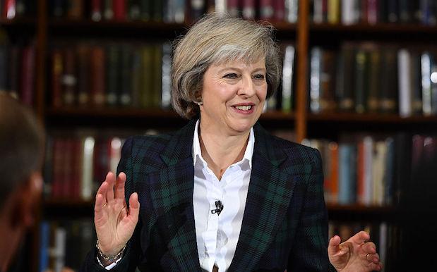 UK’s 1st Female PM Since Thatcher Set To Replace Cameron Within Mere Days