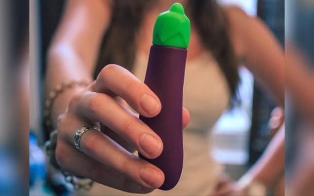 Fill The Hole In Yr Fruit & Veggie Intake With This Eggplant Emoji Vibrator