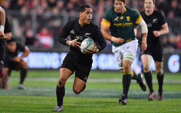 All Blacks’ Aaron Smith Cops 1 Match Ban After Airport Toilet Boink-Sesh