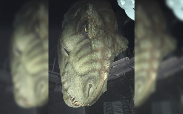 Trapped Passengers Live-Tweet Cooked ‘Jurassic Park’ Ride Malfunction