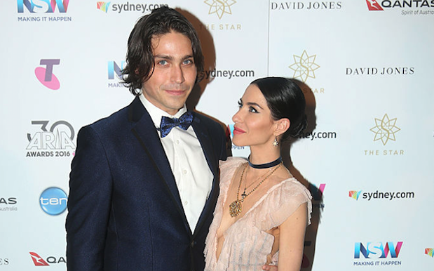 The Veronicas’ Lisa Announces Her BF Hooked Her Up W/ An Engagement Ring