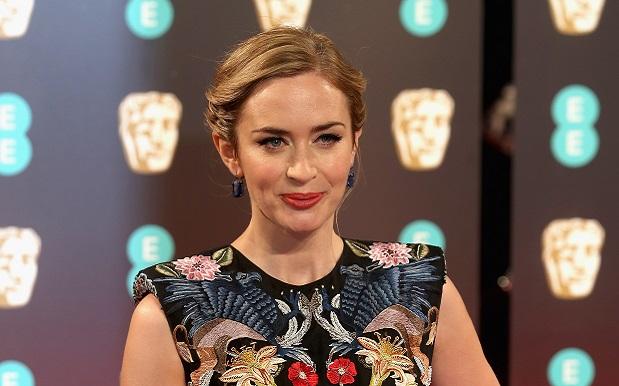 Here’s Your First Look At Emily Blunt As Iconic Nanny Mary Poppins