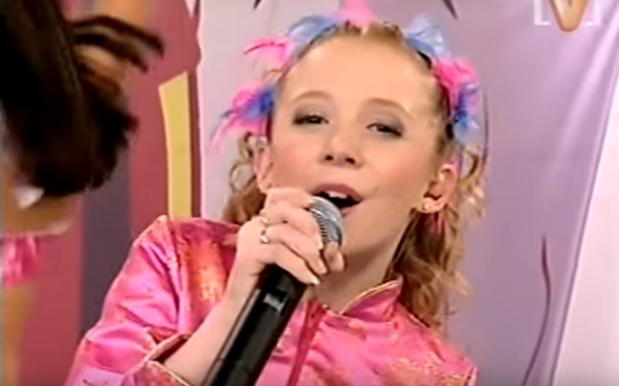 2000s Icon Nikki Webster Wants To Do A 2017 Version Of ‘Strawberry Kisses’