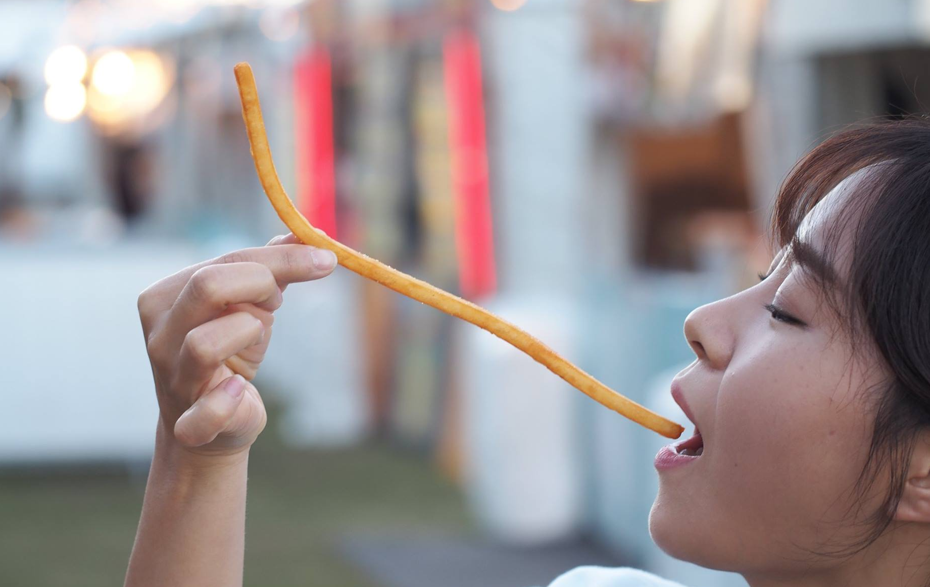 Japan’s Foot-Long Fries Arrive In Australia For You Starch-Crossed Lovers