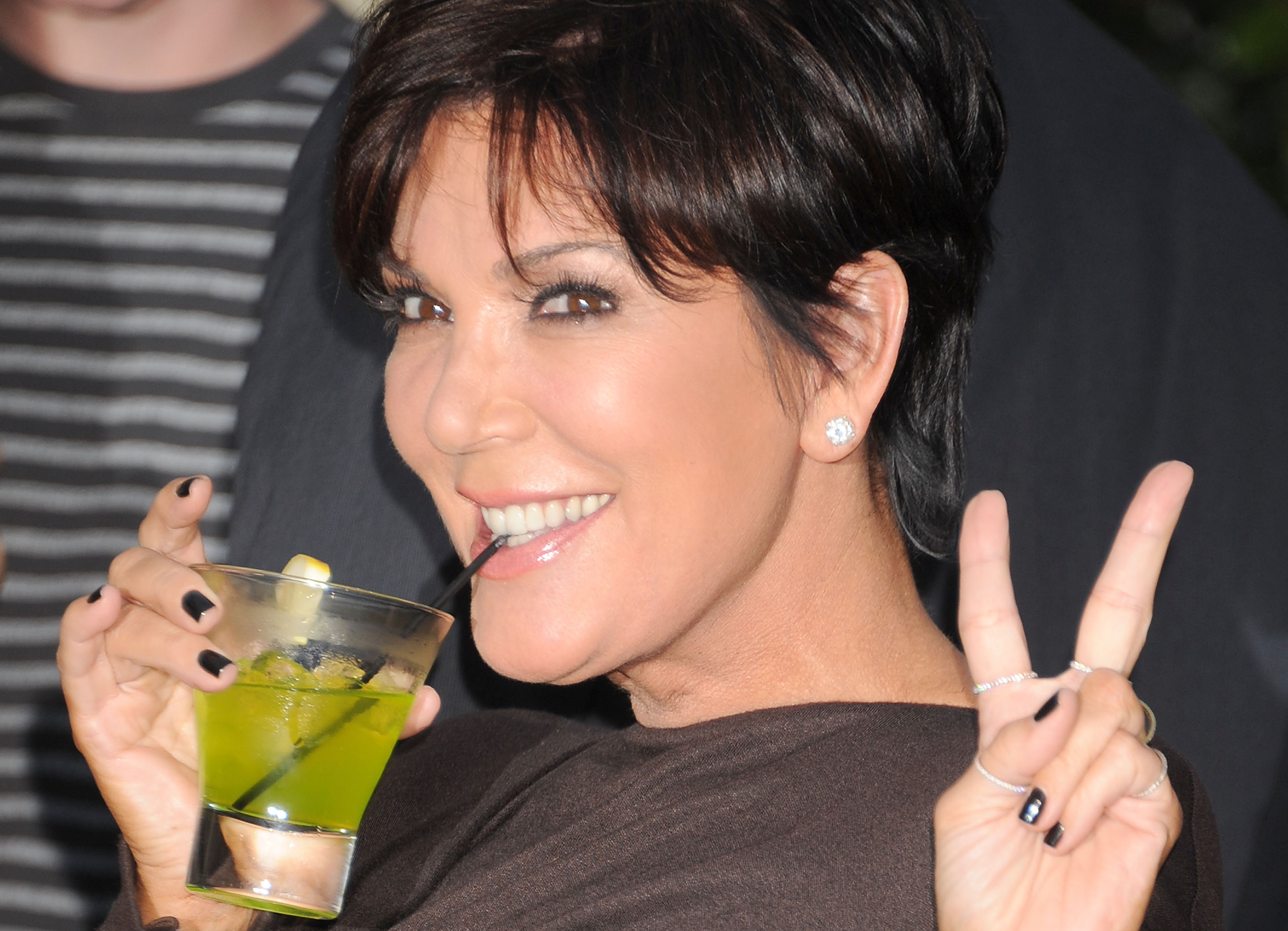 Munted Kris Jenner Singing To Spice Girls Is The Ultimate Kris Jenner