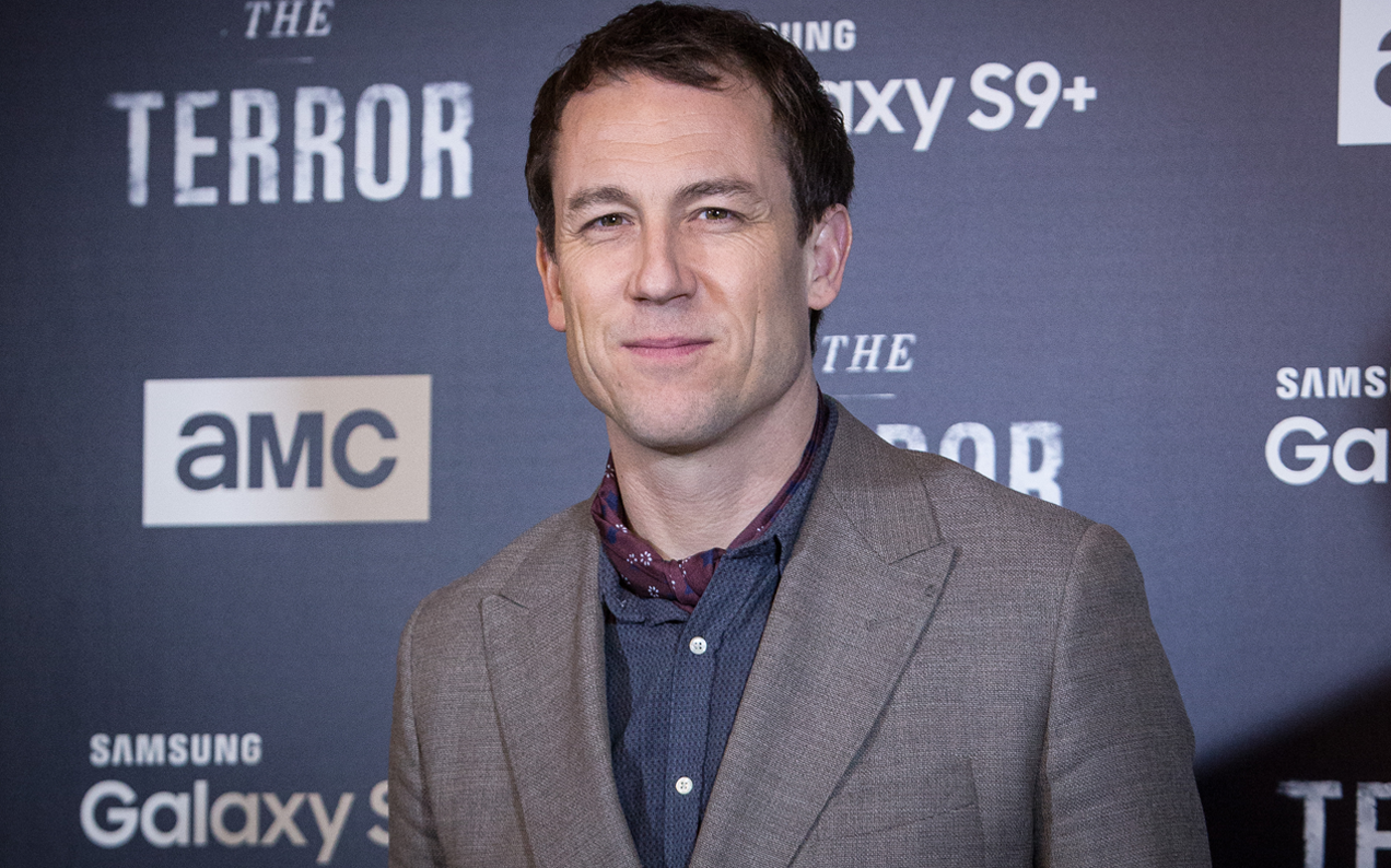 ‘The Crown’ Ruins Life, Casts ‘Outlander’ Star Tobias Menzies As New Philip