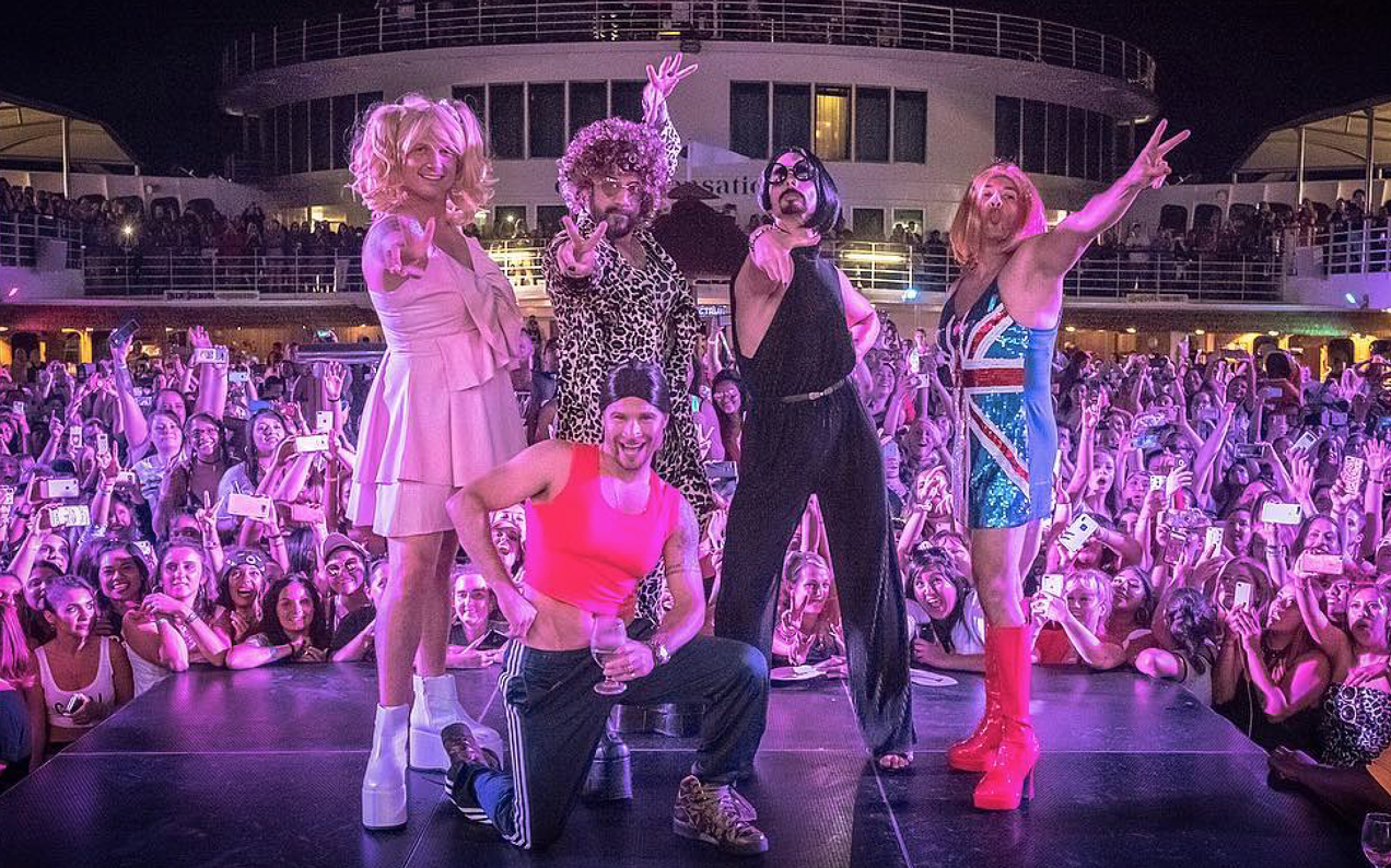 The Backstreet Boys Performed In Drag As The Spice Girls & Oof, The Nostalgia