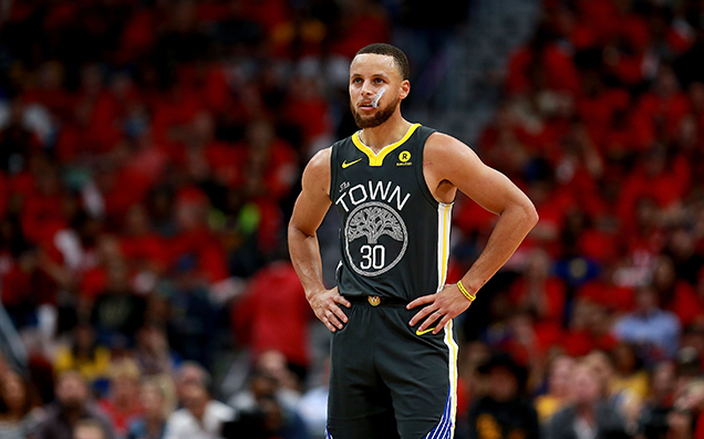 Hardcore Chinese NBA Fans Have Nicknamed Steph Curry “Fucks The Sky”