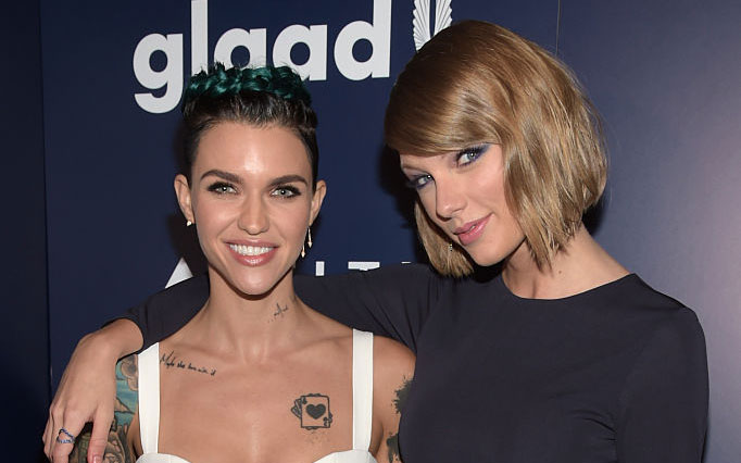 Taylor Swift Goes In To Bat For Ruby Rose After That Insane Nerd Backlash