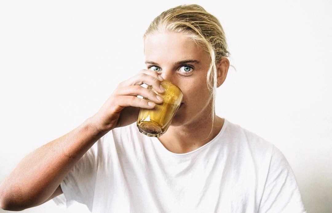 We Spoke To A Nutritionist About The Perks Of Cutting Back On Alcohol