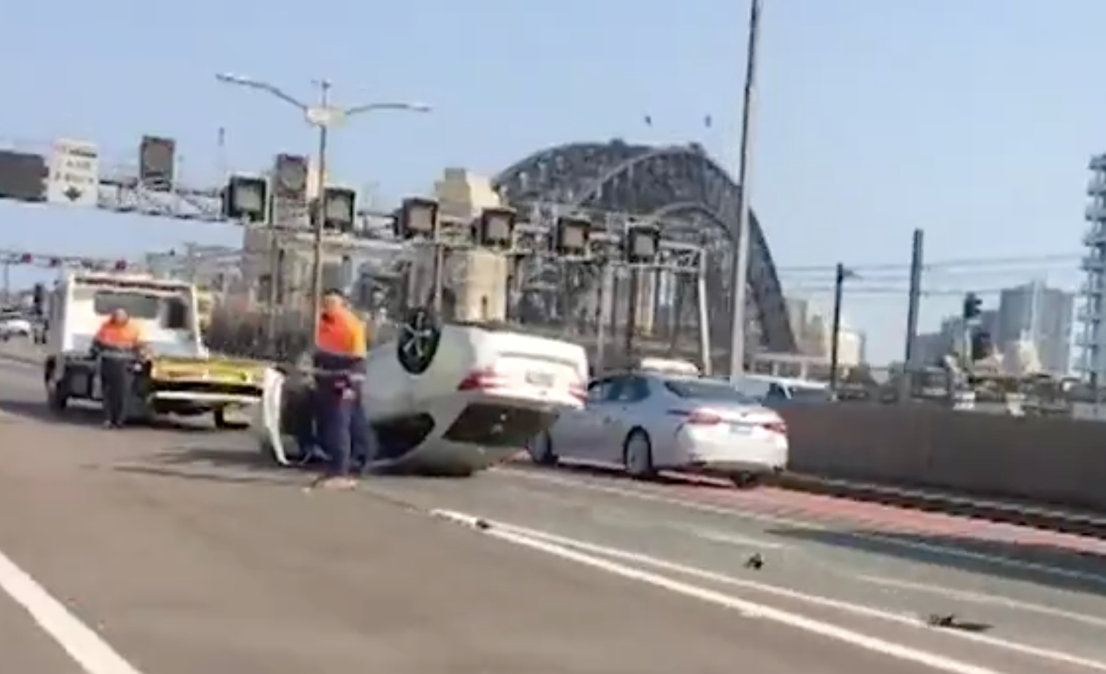 Someone Managed To Flip Their Car On The Sydney Harbour Bridge This Arvo