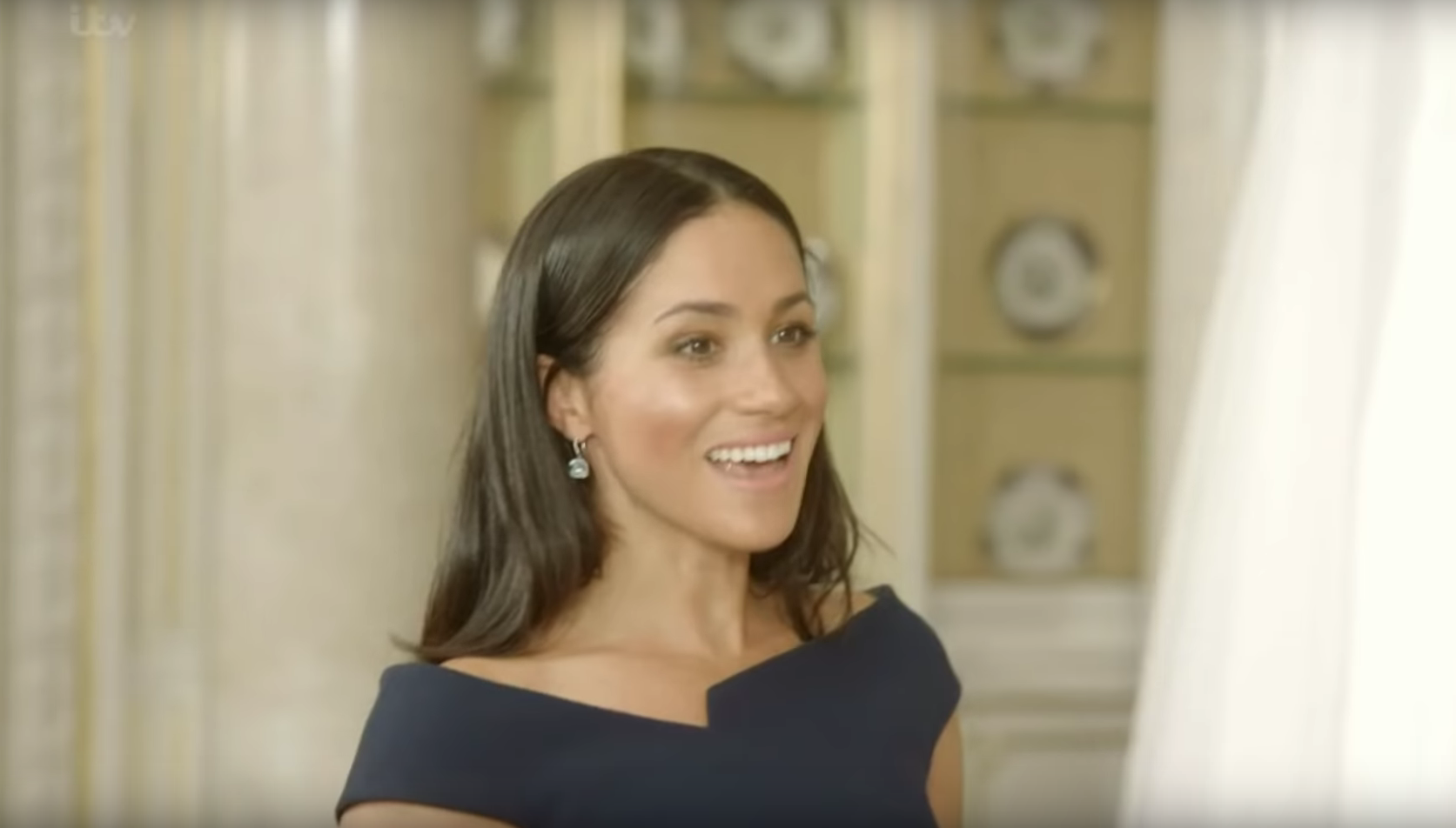 New Doco Shows The Moment Meghan Markle First Clapped Eyes On Her Wedding Dress