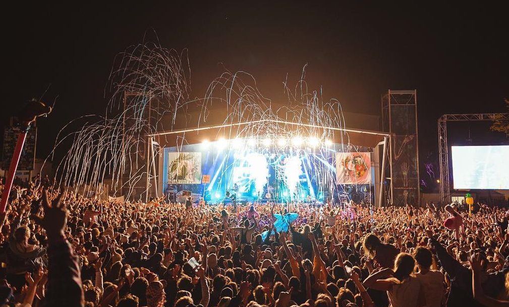 WIN: NYE Could Be Much Less Sad W/ Exclusive Front Row Tix To Falls Festival
