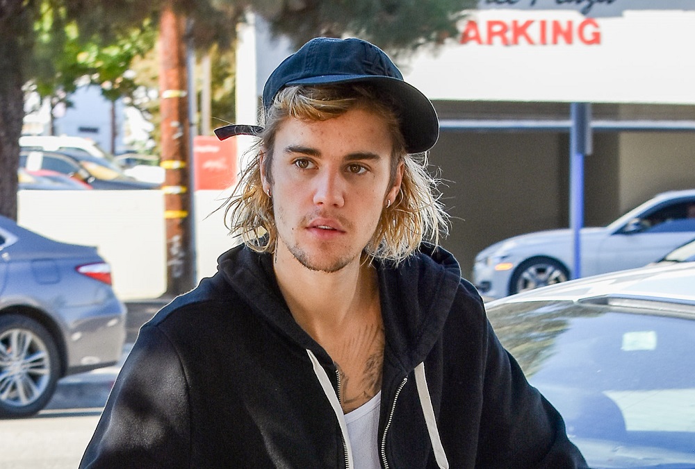 Justin Bieber Finally Settles Lawsuit With Neighbour Whose House He Egged