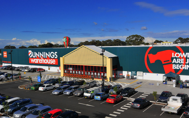 Bunnings Mocks God With New Policy Of Putting Onions Underneath The Sausage