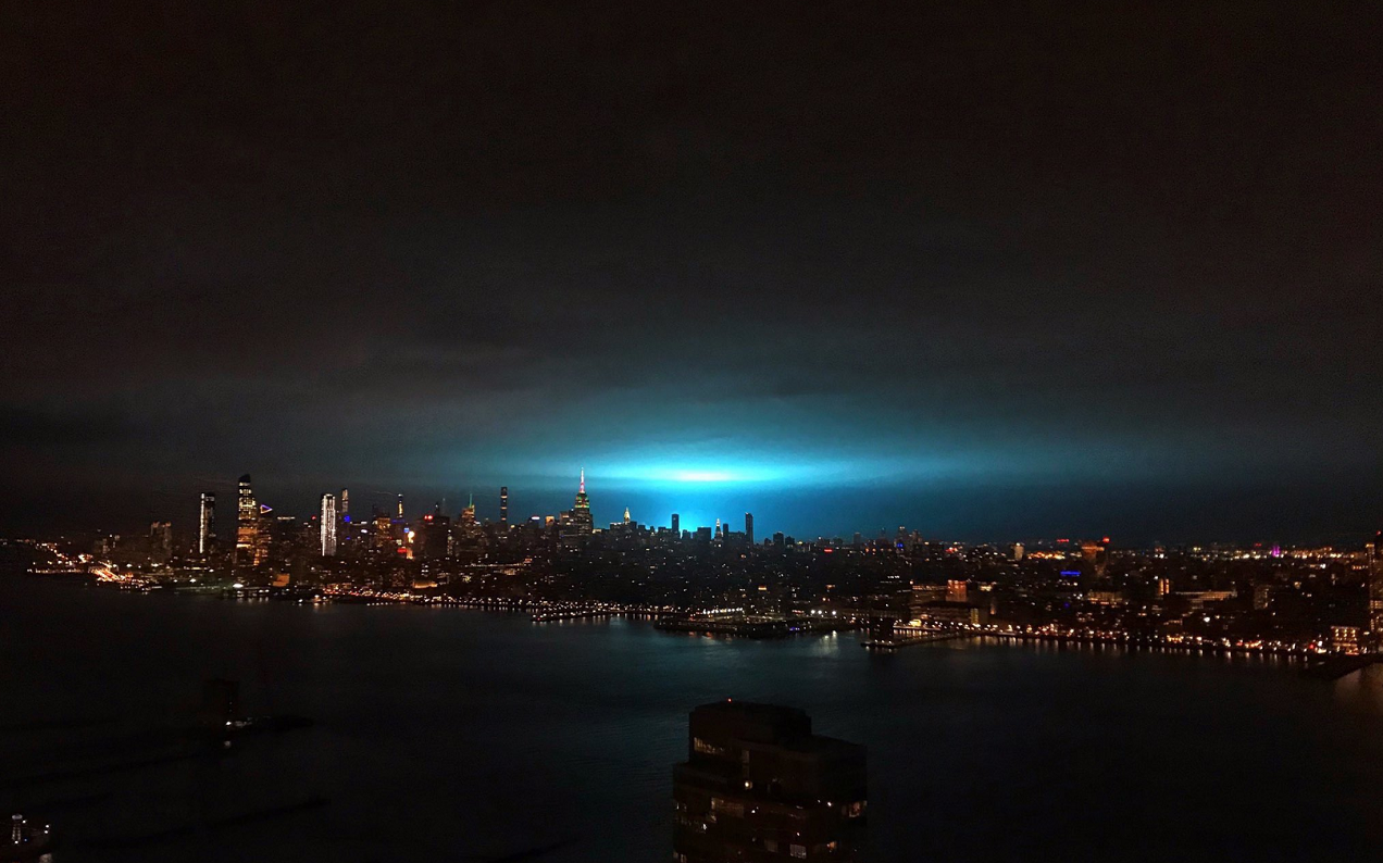 A Power Plant Explosion In NYC Had Everyone Convinced Aliens Were Invading