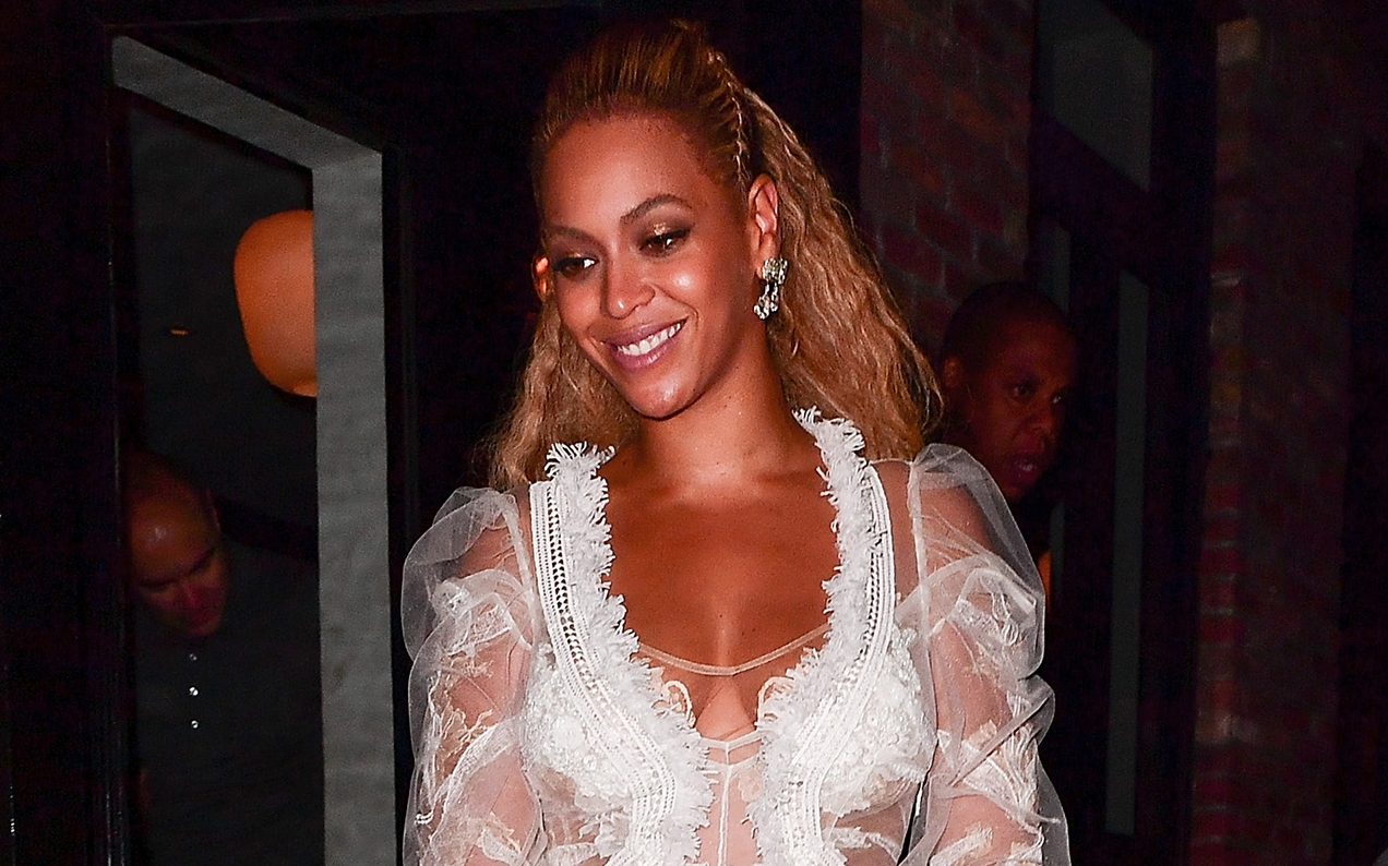 Beyoncé’s OTT Vow Renewal Dress Makes Her Look Like A Fierce Renaissance Goddess