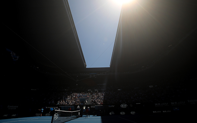 Crowds At The Aus Open Went Boonta After Extreme Heat Forced A Roof Closure