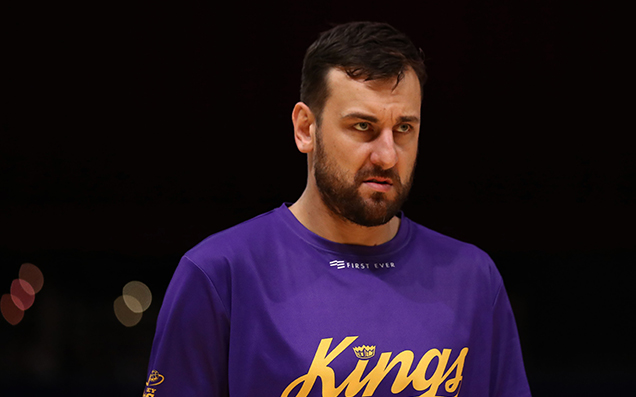 Conspiracist Andrew Bogut Joins Moon Truther Steph Curry At Golden State