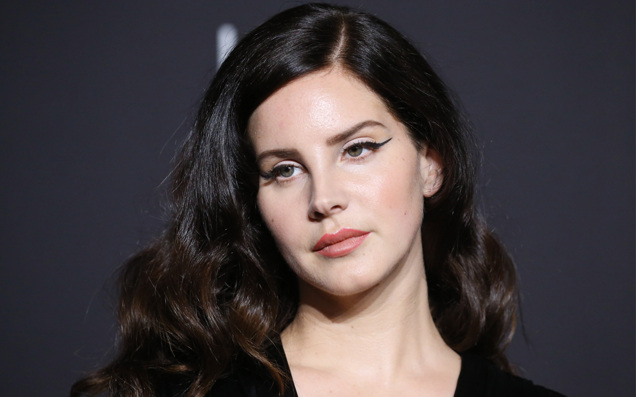 Lana Del Rey Is Releasing A $1.50 Book Of Poetry For When You’re Broke AND Sad