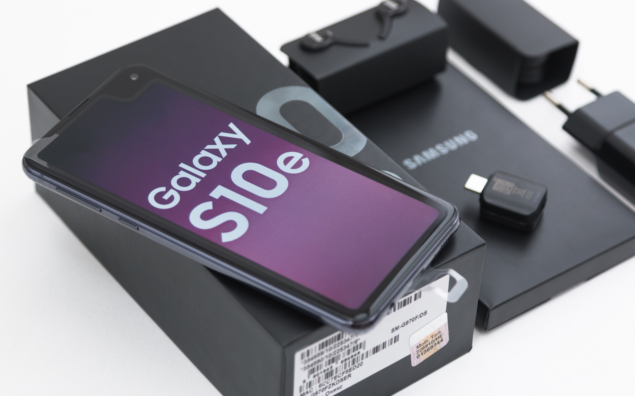 Optus Is Doing An Insane Deal On A Samsung Galaxy S10e Plan If You Need A New Phone