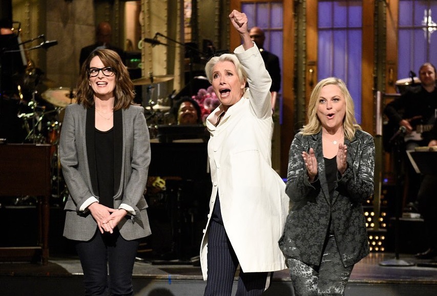 Tina Fey And Amy Poehler Crashed Emma Thompson’s SNL Monologue