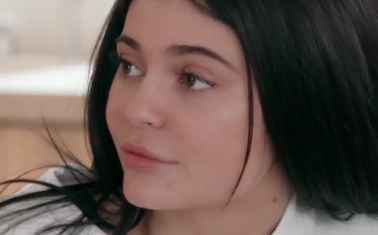 At Long Last, Kylie Jenner Seems To Have Nuked Jordyn Woods On ‘KUWTK’