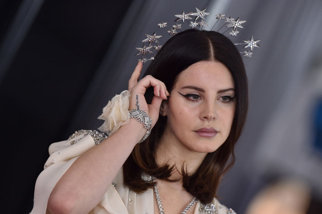 Fans In A State Of Shock After Lana Del Rey Confirms She’s A Cancer, Not A Gemini