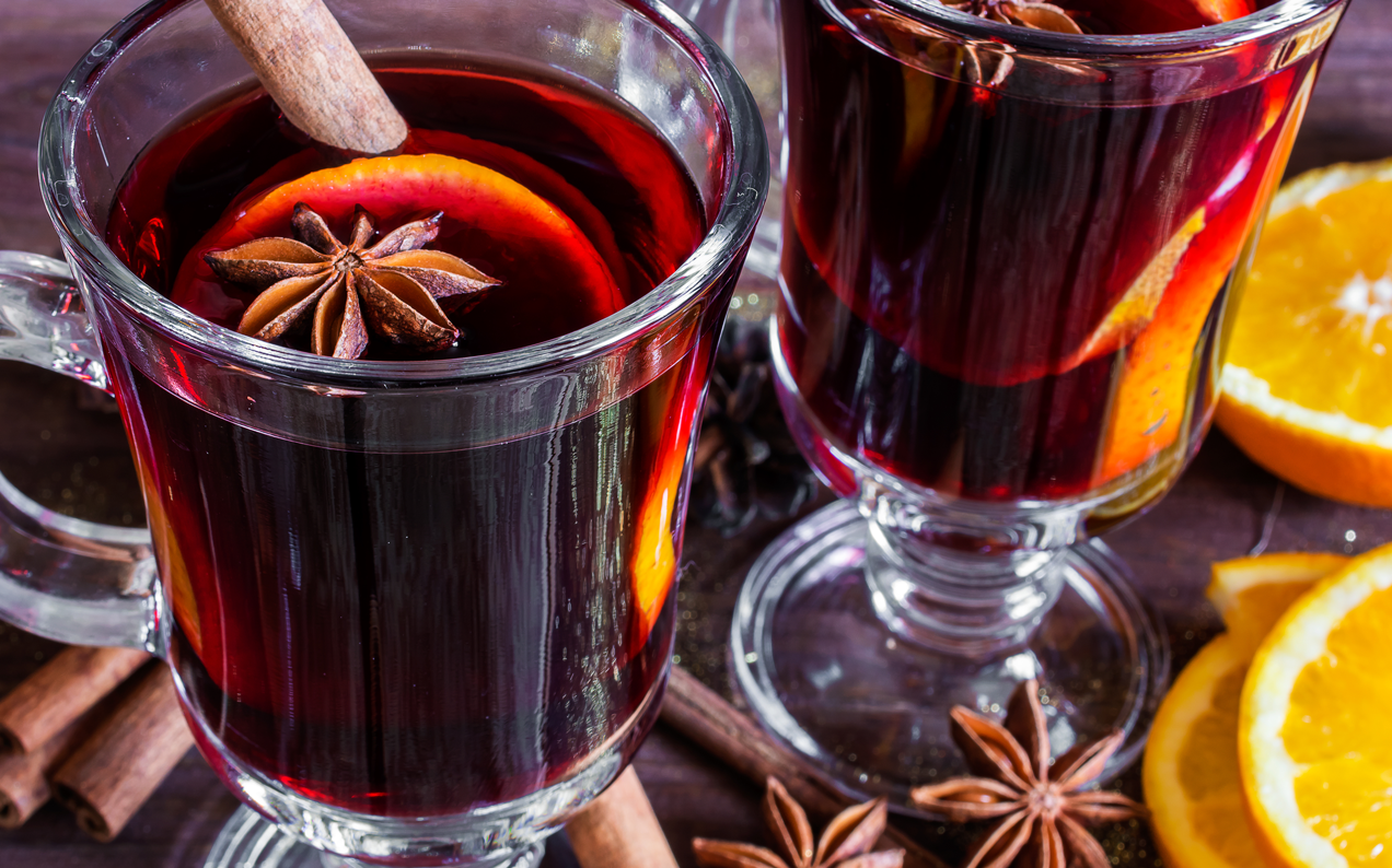 How To Make A Mulled Wine So Good You’ll Want To Bathe In It Like A Roman God
