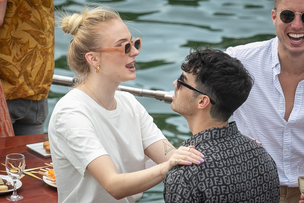 Joe Jonas & Sophie Turner’s Honeymoon Spot Just Got Outed By Another Newlywed Celeb