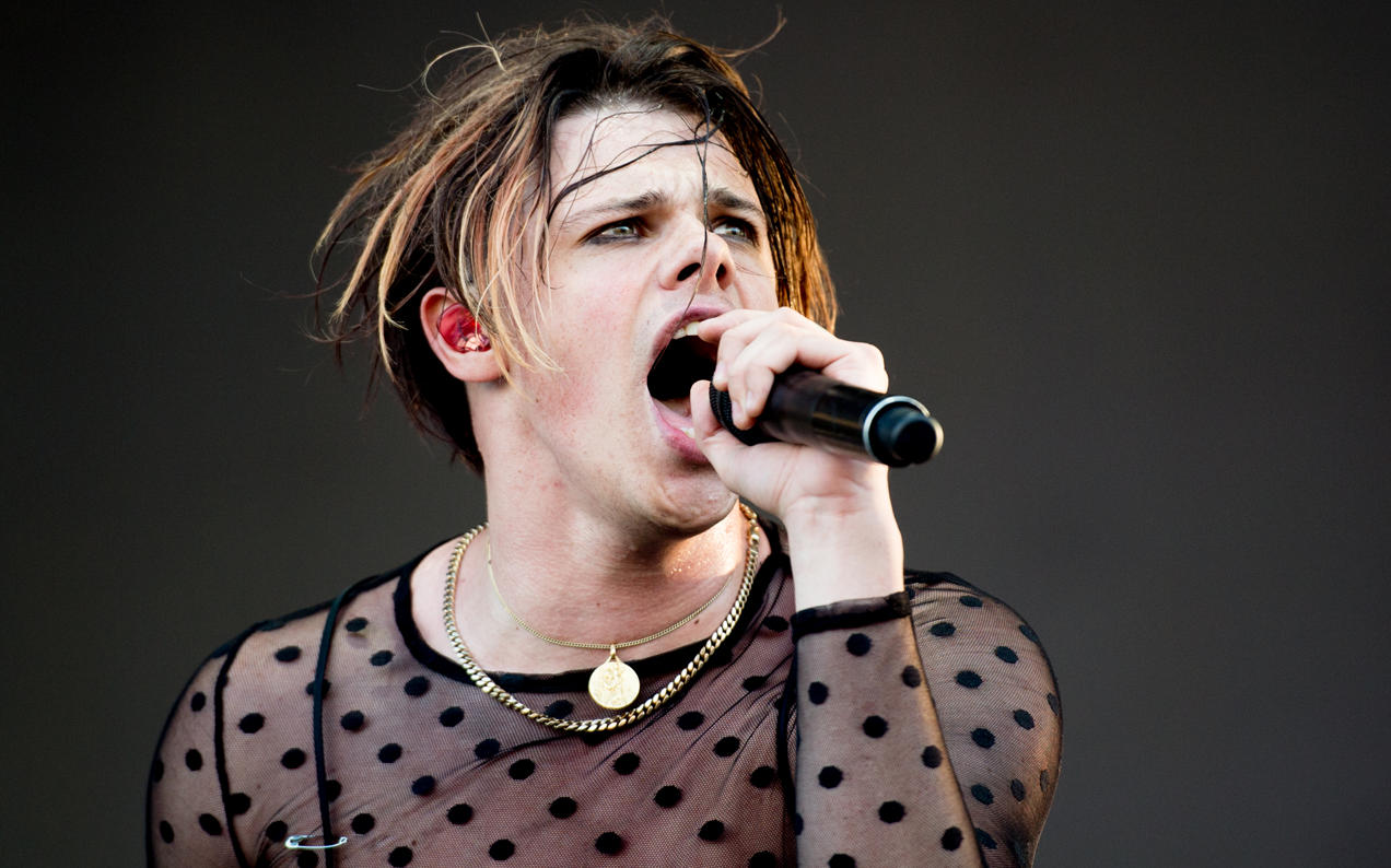 Yungblud Opens Up About His Sexual Fluidity, Says It’s “Just The Way It Is”