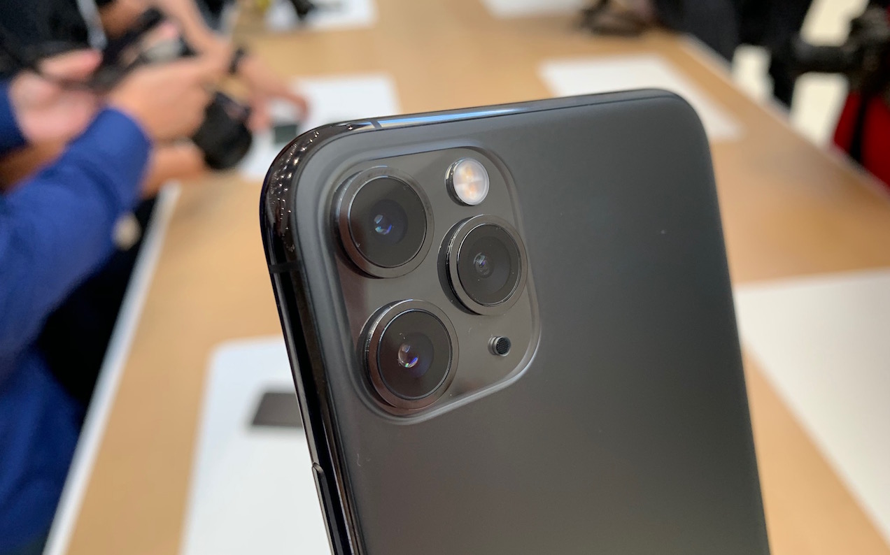 The Best iPhone 11 Plans If You’re Keen On That Beady-Eyed Camera Action