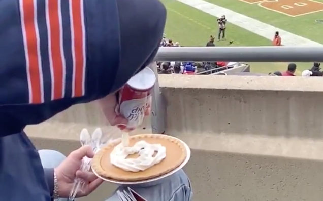 A US Footy Fan Snuck An Entire Pumpkin Pie Into A Game & That’s How You Become President