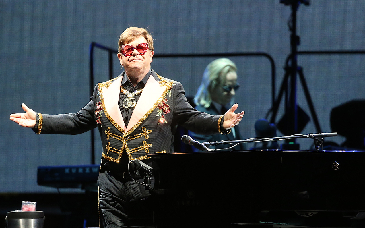 Sir Elton John Told A Pair Of Security Guards To “Fuck Off” At His Perth Show & Go Off, King