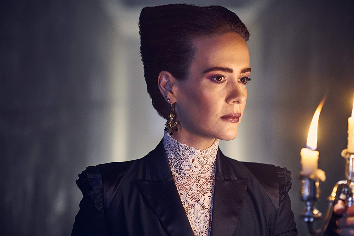 Sarah Paulson Is Returning To Carry ‘American Horror Story’ On Her Shoulders In Season 10