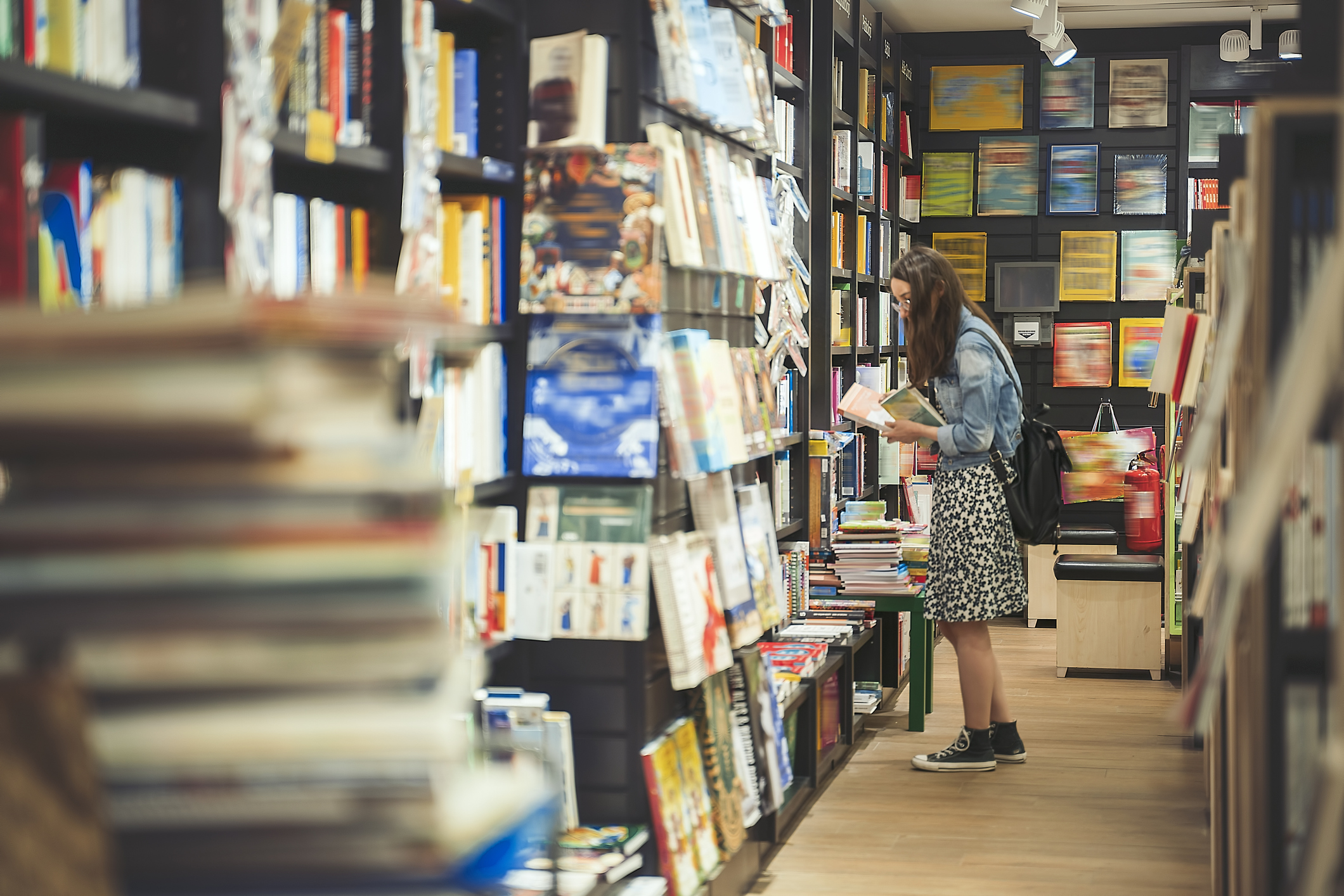 Aussie Book Store Issues Apology After “Pick Up Artists” Caught Harassing Customers