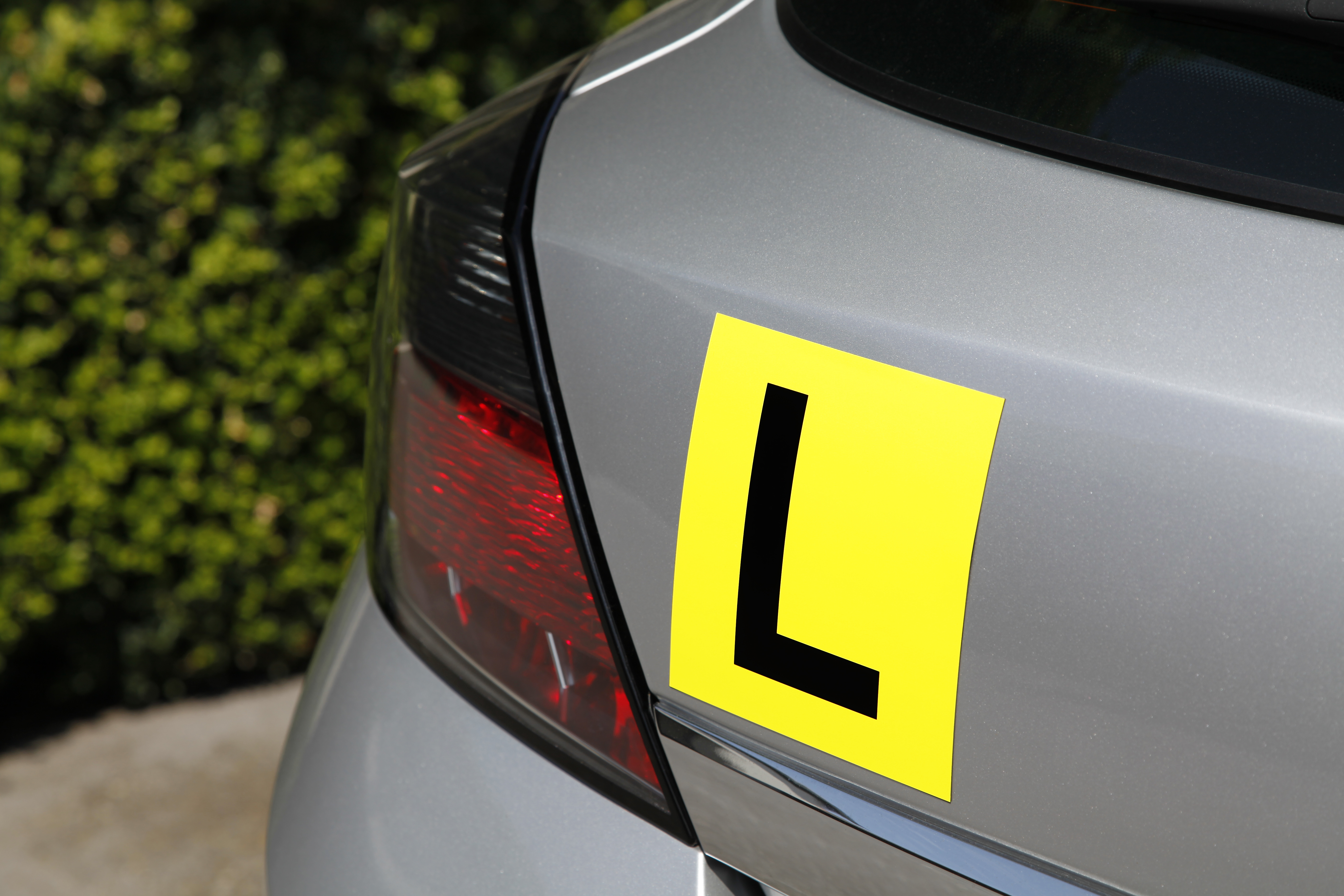 L-Plater Fined $1652 For Driving With Their Mum, Which Is Apparently Not ‘Essential Travel’