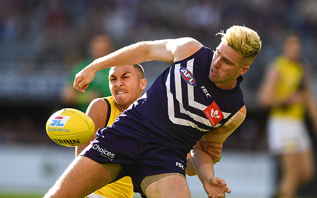 Three Fremantle AFL Players Are The Latest Sports Gronks To Flout Social Distancing On Insta
