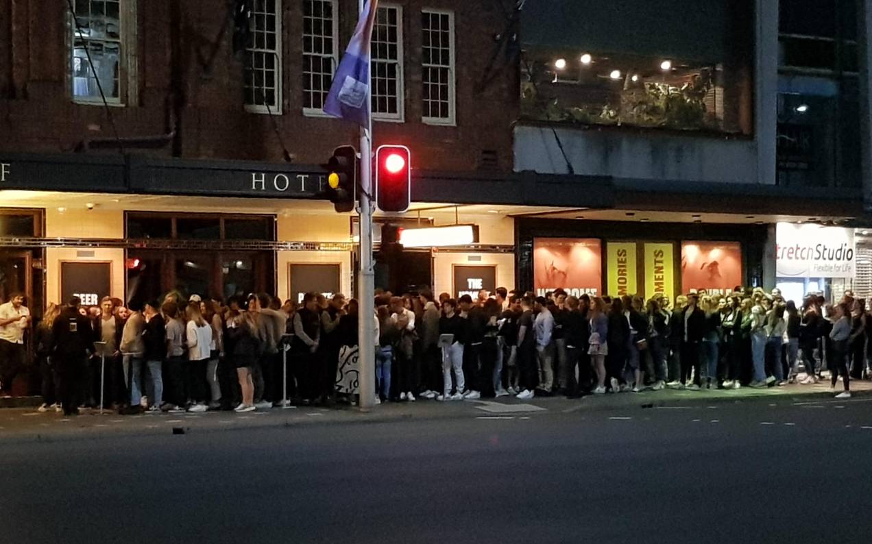 A Huge Cluster Of People Were Reportedly Snapped Outside Syd’s Golden Sheaf Hotel Last Night