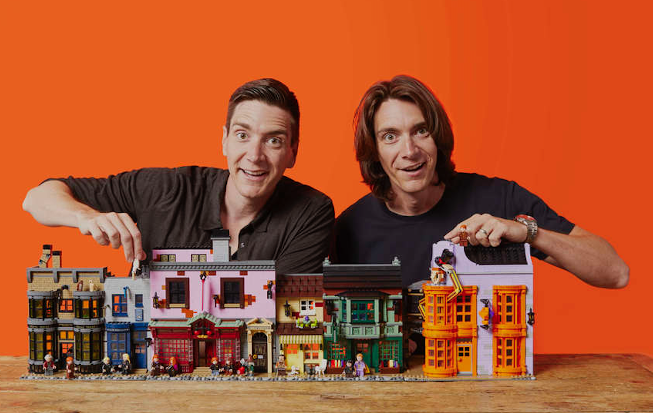 LEGO Just Unleashed This Fuck-Off Huge Diagon Alley Set & You’ll Need About 600 Galleons