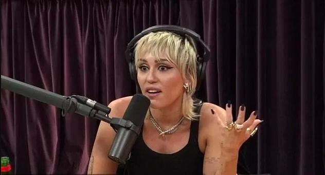 Miley Cyrus Roasted Joe Rogan On His Own Podcast And I Didn’t Think I Could Love Her More